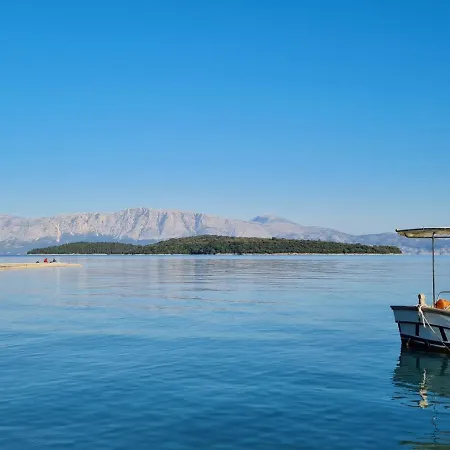 The House Διαμέρισμα Νυδρί